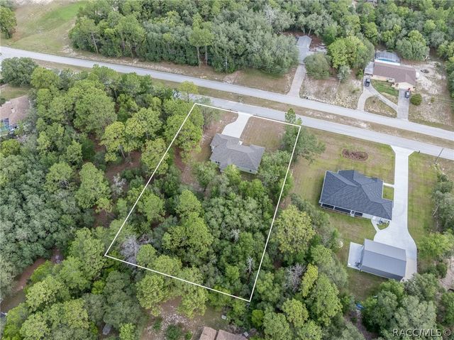2546 W Pine Ridge Boulevard, Beverly Hills, FL 34465