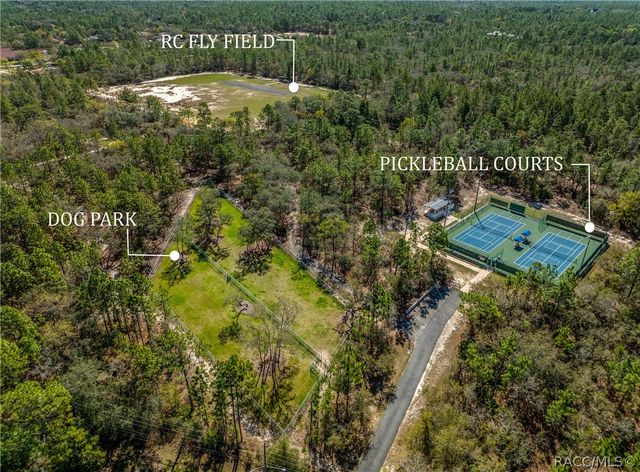 2546 W Pine Ridge Boulevard, Beverly Hills, FL 34465
