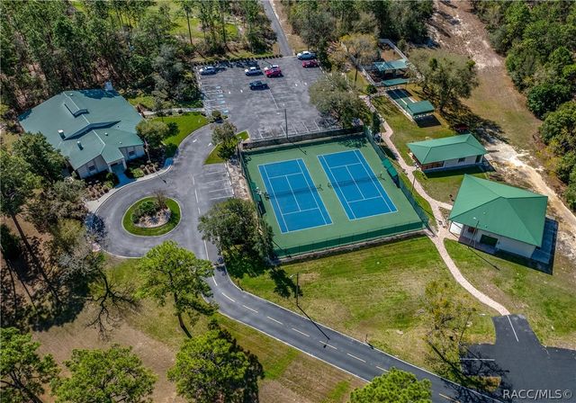 2546 W Pine Ridge Boulevard, Beverly Hills, FL 34465