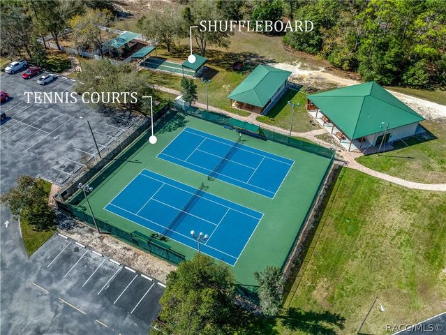 2546 W Pine Ridge Boulevard, Beverly Hills, FL 34465