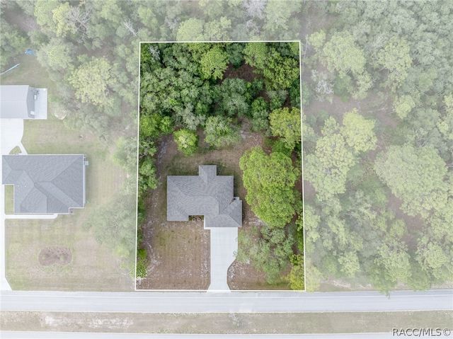 2546 W Pine Ridge Boulevard, Beverly Hills, FL 34465