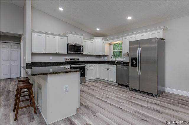 2546 W Pine Ridge Boulevard, Beverly Hills, FL 34465