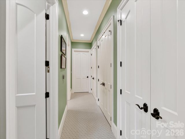 2223 Croydon Road 302, Charlotte, NC 28207