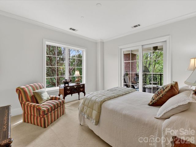 2223 Croydon Road 302, Charlotte, NC 28207