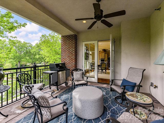 2223 Croydon Road 302, Charlotte, NC 28207