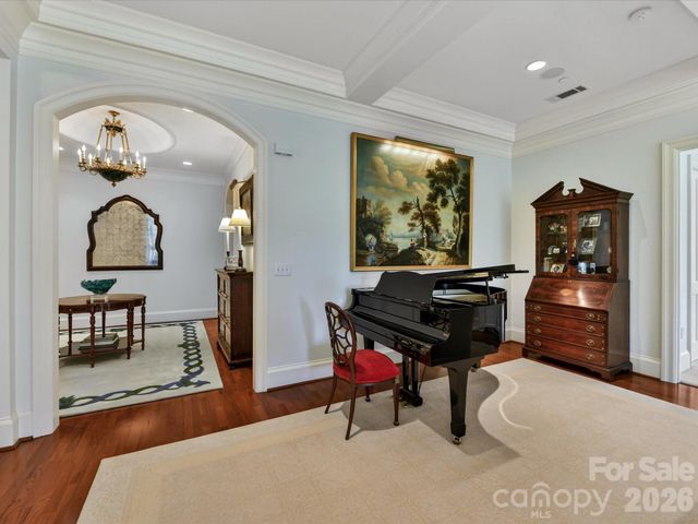 2223 Croydon Road 302, Charlotte, NC 28207