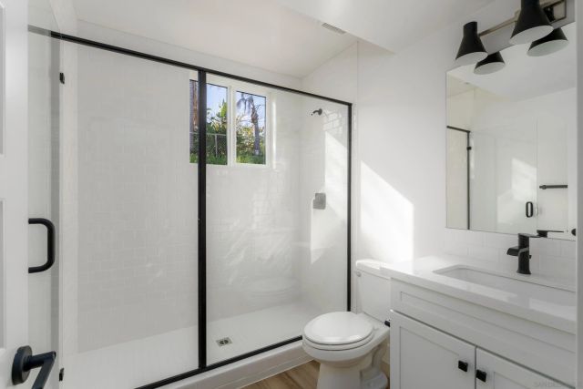 702 Passion Court, Vista, CA 92083