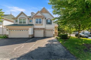2137 Shadow Creek Court, Vernon Hills, IL 60061