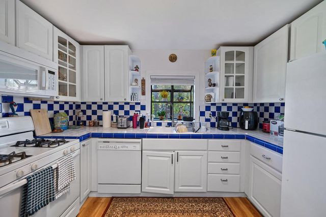 2415 Short Ln, Auburn, CA 95603