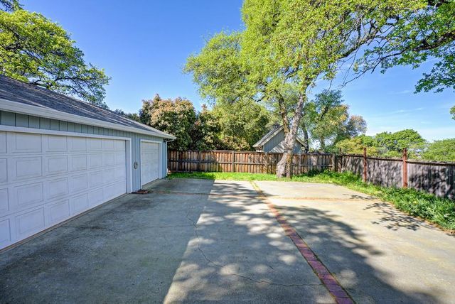 2415 Short Ln, Auburn, CA 95603