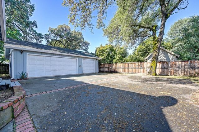 2415 Short Ln, Auburn, CA 95603