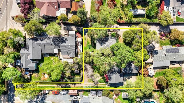 2415 Short Ln, Auburn, CA 95603