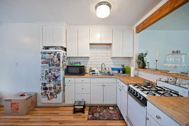 2415 Short Ln, Auburn, CA 95603