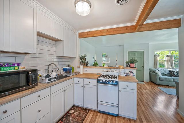2415 Short Ln, Auburn, CA 95603