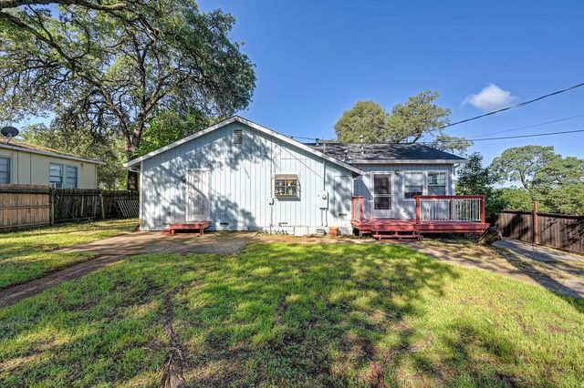 2415 Short Ln, Auburn, CA 95603