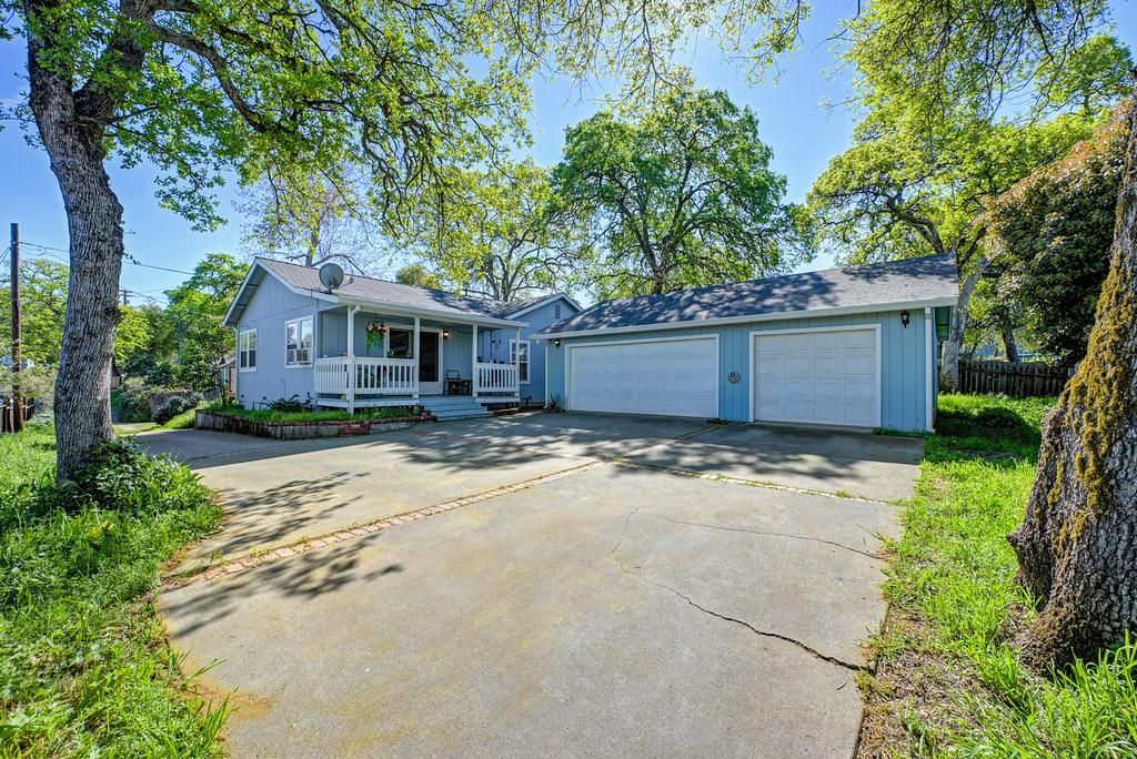 2415 Short Ln, Auburn, CA 95603