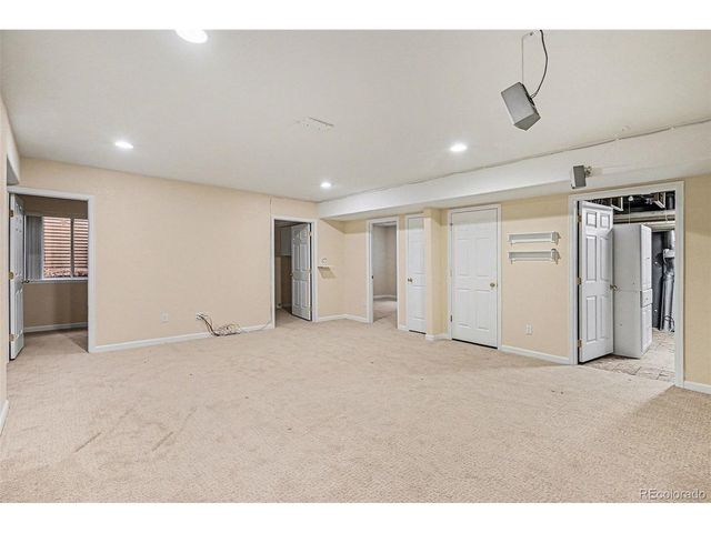 10732 W Dumbarton Cir, Littleton, CO 80127