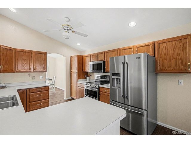 10732 W Dumbarton Cir, Littleton, CO 80127