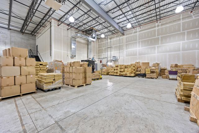 475 Quadrangle Drive F, Bolingbrook, IL 60440