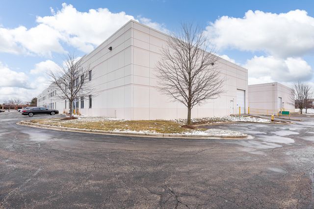 475 Quadrangle Drive F, Bolingbrook, IL 60440