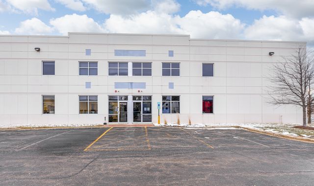 475 Quadrangle Drive F, Bolingbrook, IL 60440