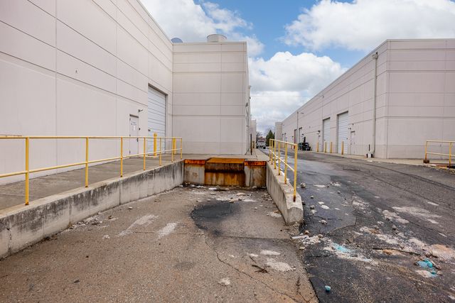 475 Quadrangle Drive F, Bolingbrook, IL 60440