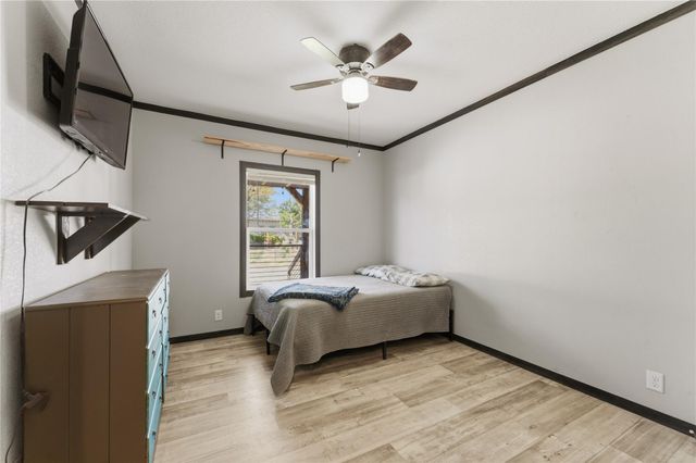 313 S Ave F Ave, Johnson City, TX 78636