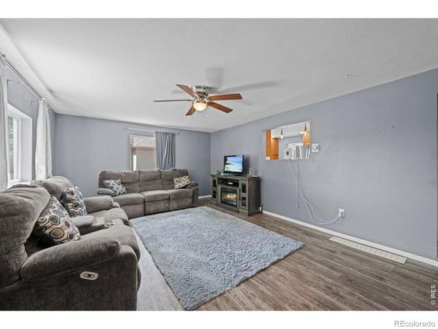 2437 W 9th Street, Greeley, CO 80634