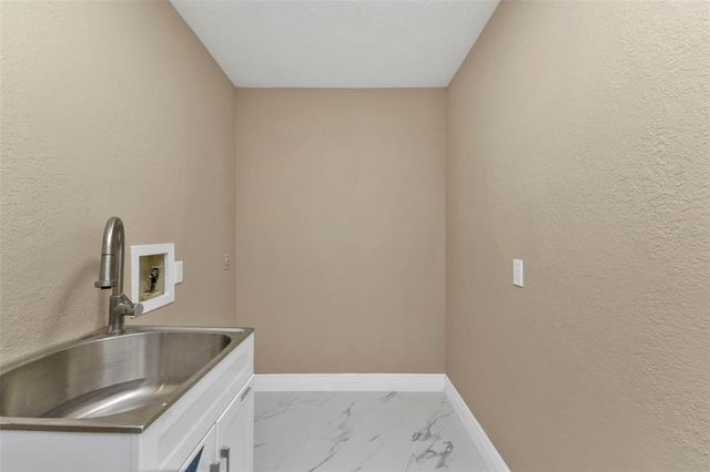 2387 TAMARIND STREET, Port Charlotte, FL 33948