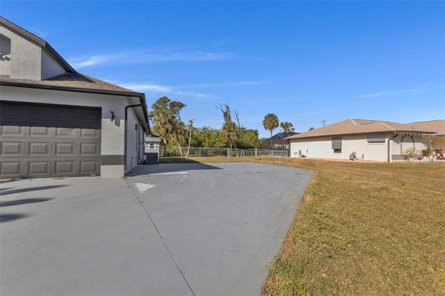 2387 TAMARIND STREET, Port Charlotte, FL 33948