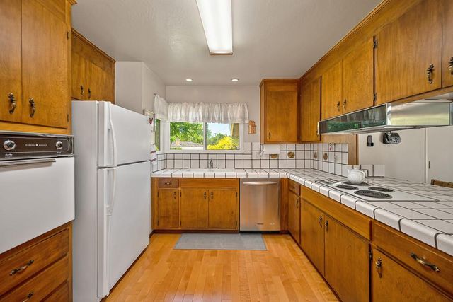 6310 Cassady Way, Carmichael, CA 95608