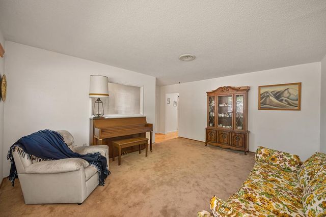 6310 Cassady Way, Carmichael, CA 95608