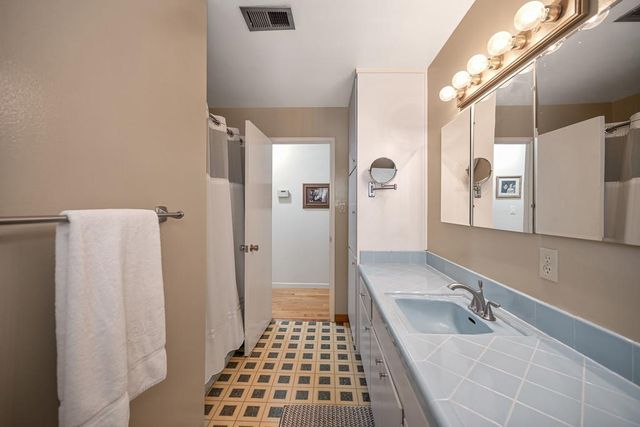 6310 Cassady Way, Carmichael, CA 95608