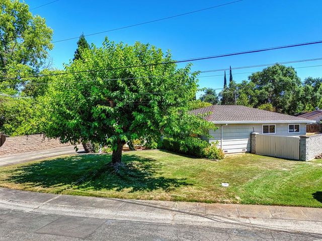 6310 Cassady Way, Carmichael, CA 95608