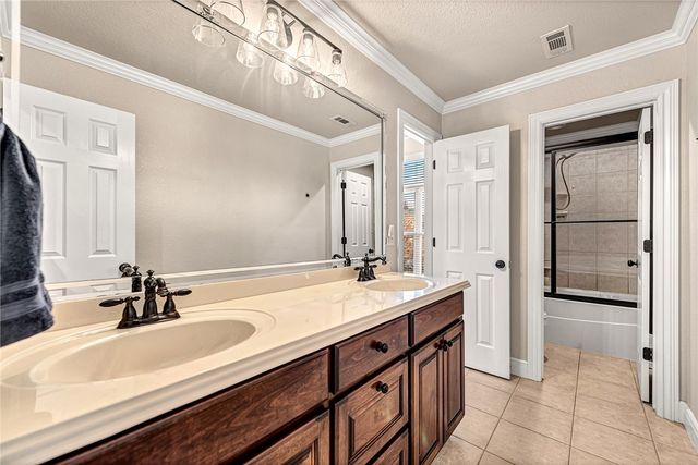 5407 S Turnberry Road, Rogers, AR 72758