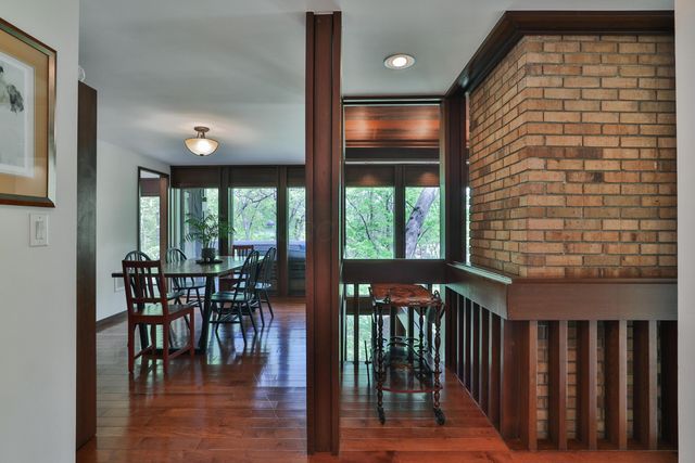 815 Lookout Point Drive, Columbus, OH 43235