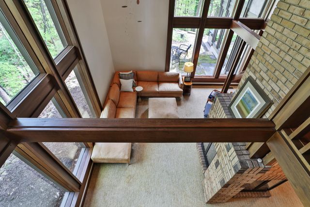 815 Lookout Point Drive, Columbus, OH 43235