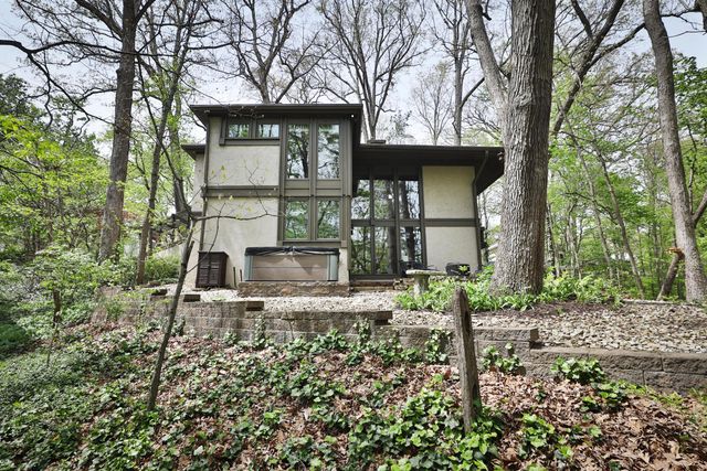 815 Lookout Point Drive, Columbus, OH 43235
