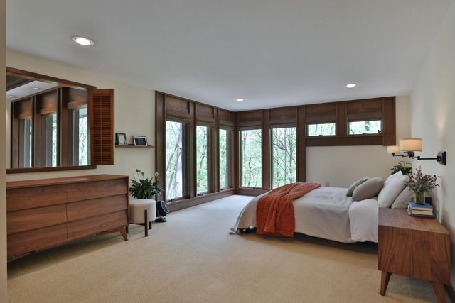 815 Lookout Point Drive, Columbus, OH 43235