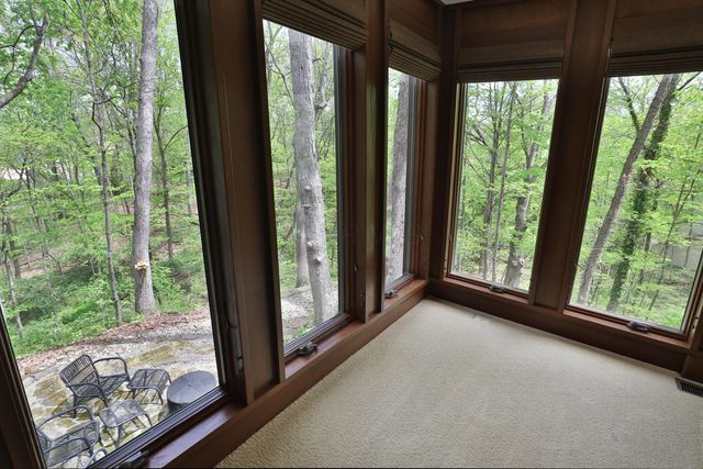 815 Lookout Point Drive, Columbus, OH 43235