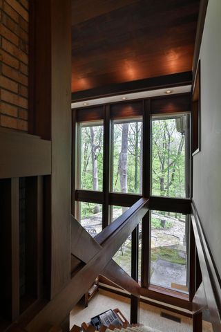 815 Lookout Point Drive, Columbus, OH 43235