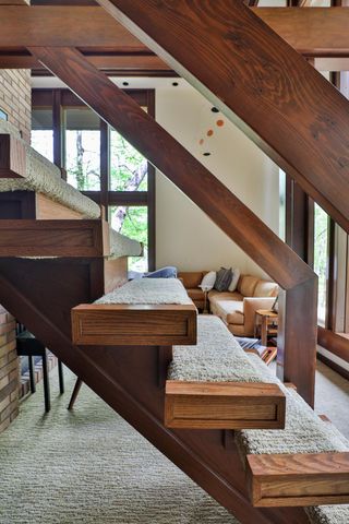 815 Lookout Point Drive, Columbus, OH 43235