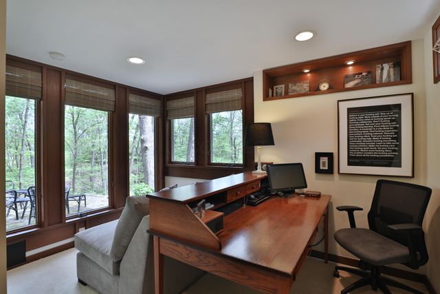 815 Lookout Point Drive, Columbus, OH 43235