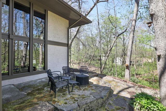 815 Lookout Point Drive, Columbus, OH 43235