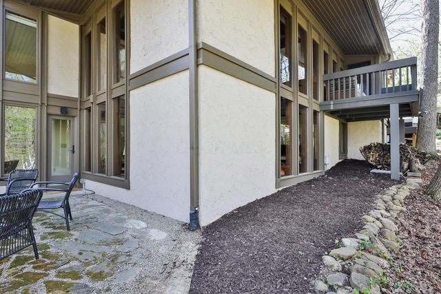 815 Lookout Point Drive, Columbus, OH 43235