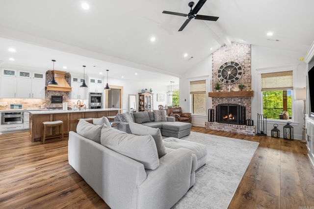 624 Feldspar Drive, Sherwood, AR 72120