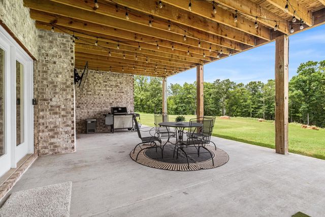 624 Feldspar Drive, Sherwood, AR 72120