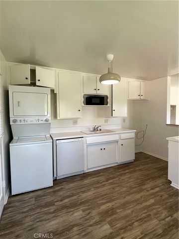 616 15th, Huntington Beach, CA 92648