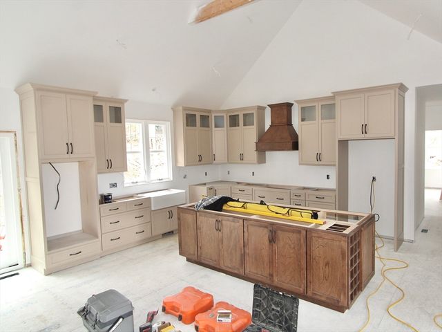 558 Haynes St., Sturbridge, MA 01566