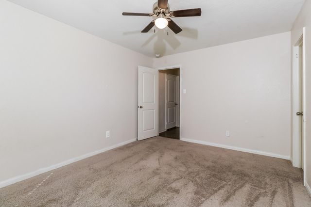 20017 Hubert R. Humphrey RD, Manor, TX 78653